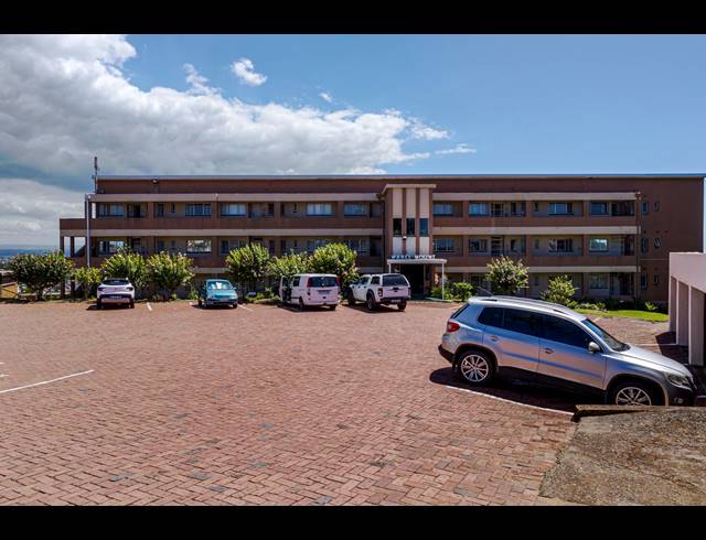 2 BEDROOM FLAT FOR SALE IN BLUFF